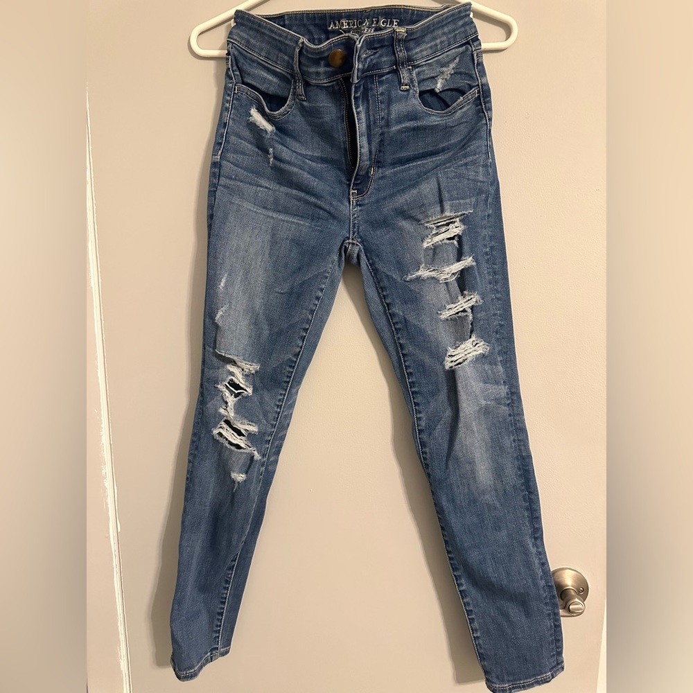 American eagle ripped jeans